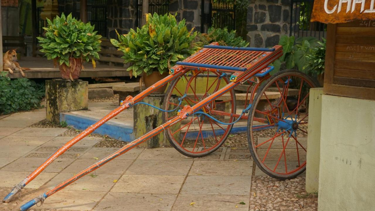 Green'S Guest House Auroville Bagian luar foto